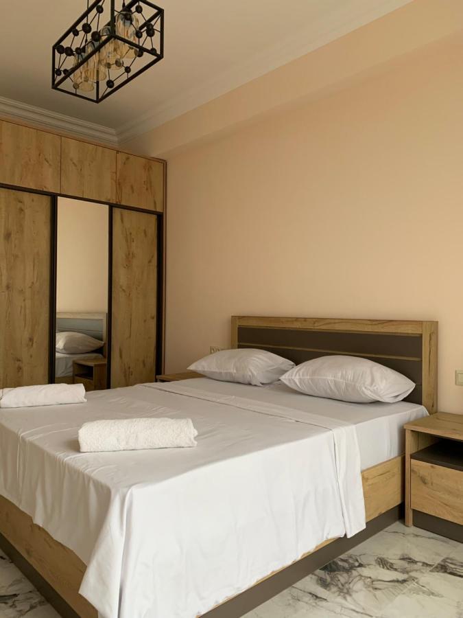 City Central Apartment Erivan Dış mekan fotoğraf